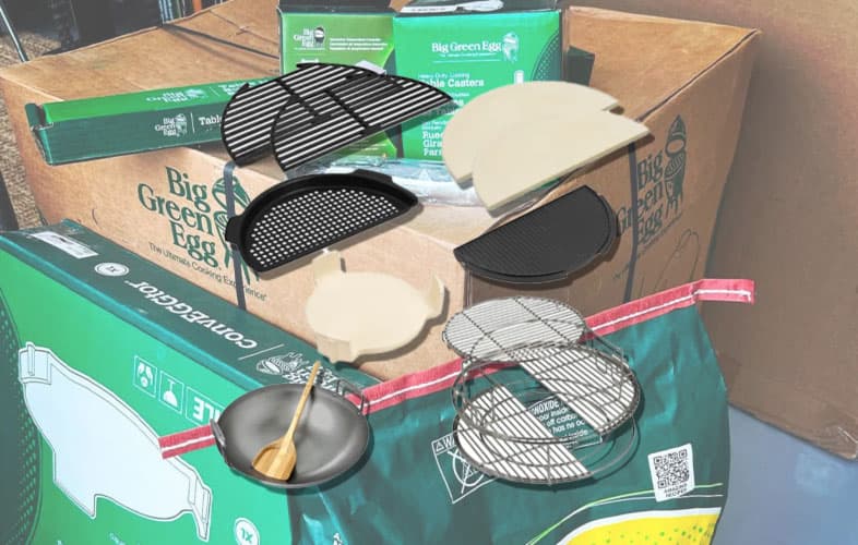 Green egg accessoires?